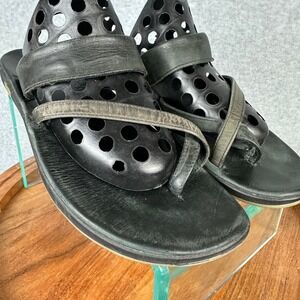 Chaco Womens Black Leather Stowe Toe Thong Slide Sandals W10 J190538